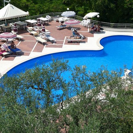 Hotel L'Ulivo Mirabella Eclano Eksteriør bilde