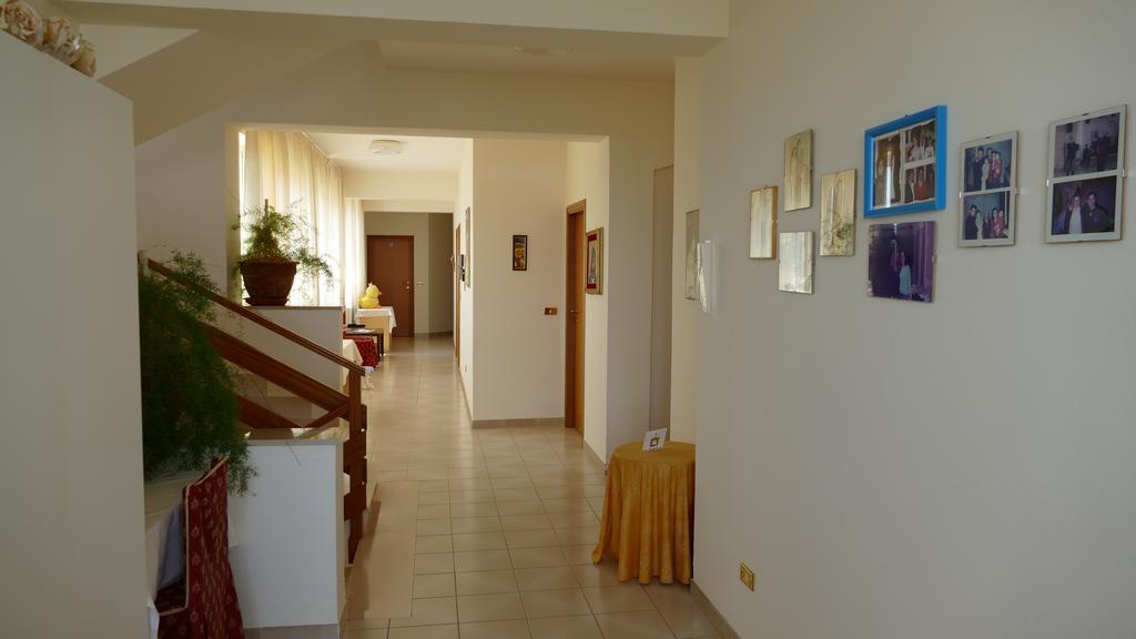 Hotel L'Ulivo Mirabella Eclano Eksteriør bilde
